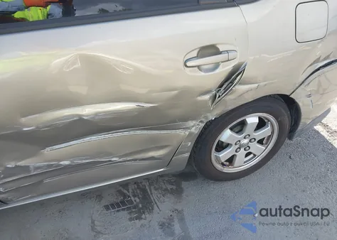 2004 Toyota Prius from USA, damaged, VIN JTDKB20U040012155